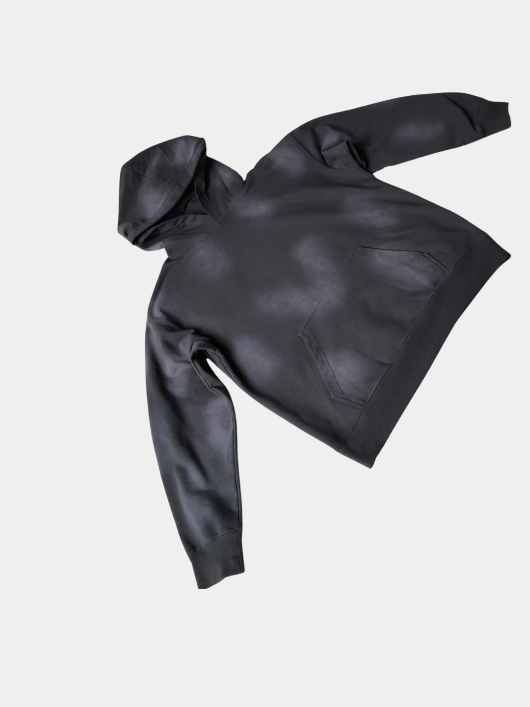 Czarna bluza z cieniowanymi przetarciami i kapturem vintage Y2K